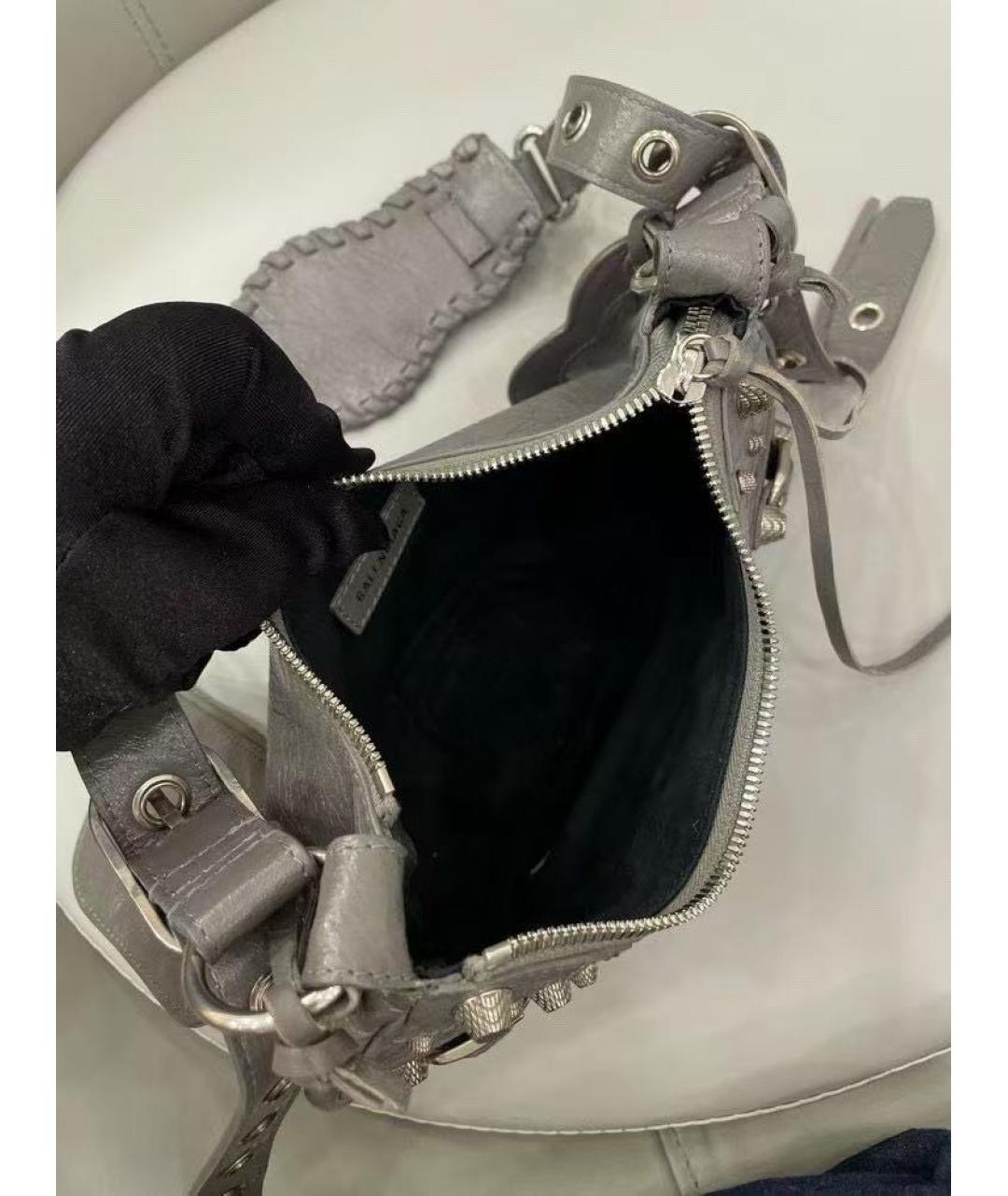 BALENCIAGA Серая кожаная сумка через плечо, фото 5