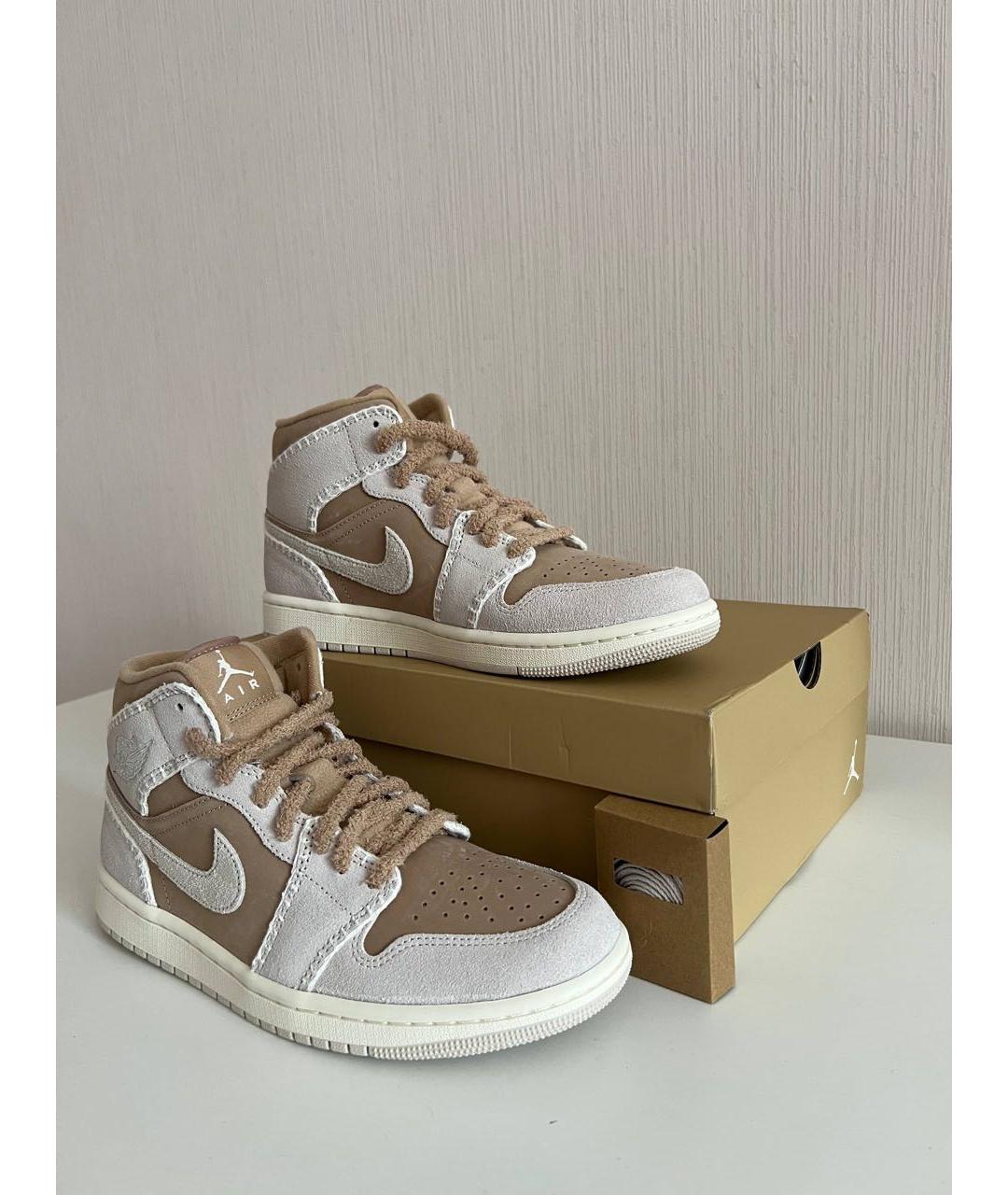 JORDAN Бежевые замшевые кроссовки, фото 2