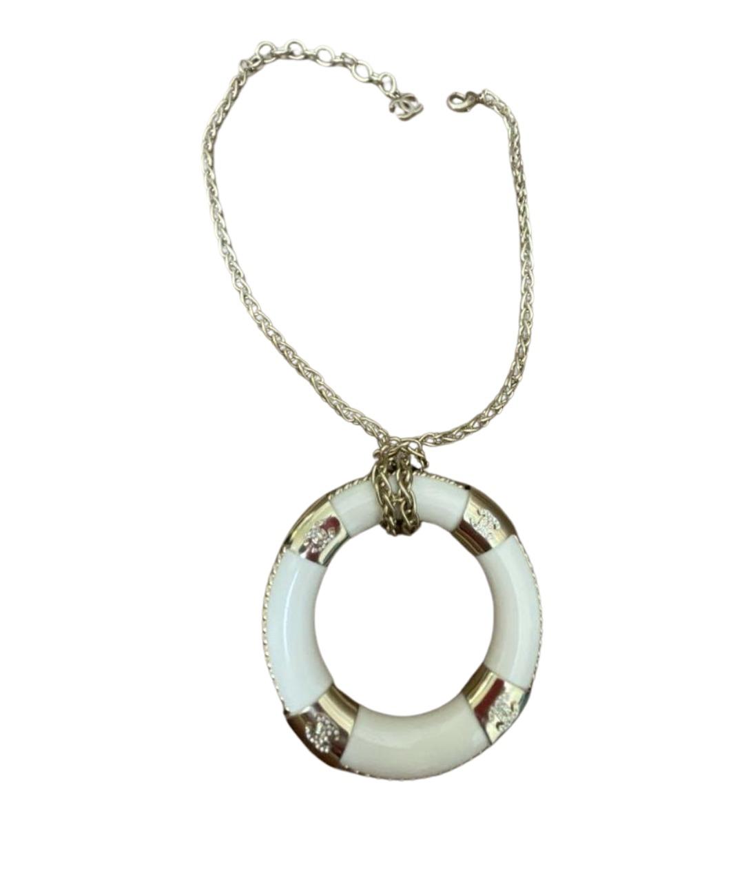 CHANEL Белая металлическая подвеска, фото 1