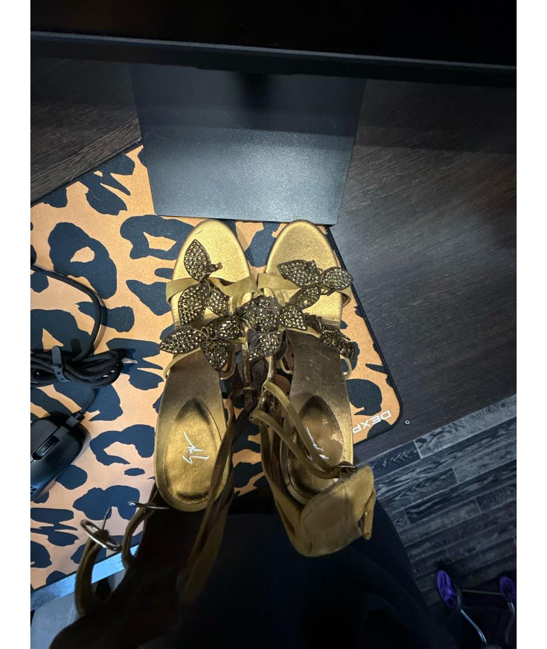 GIUSEPPE ZANOTTI DESIGN Золотые бархатные туфли, фото 2