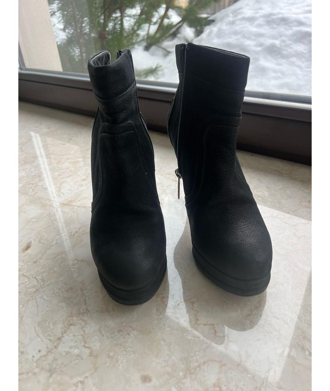CHANEL Черные кожаные ботильоны, фото 2