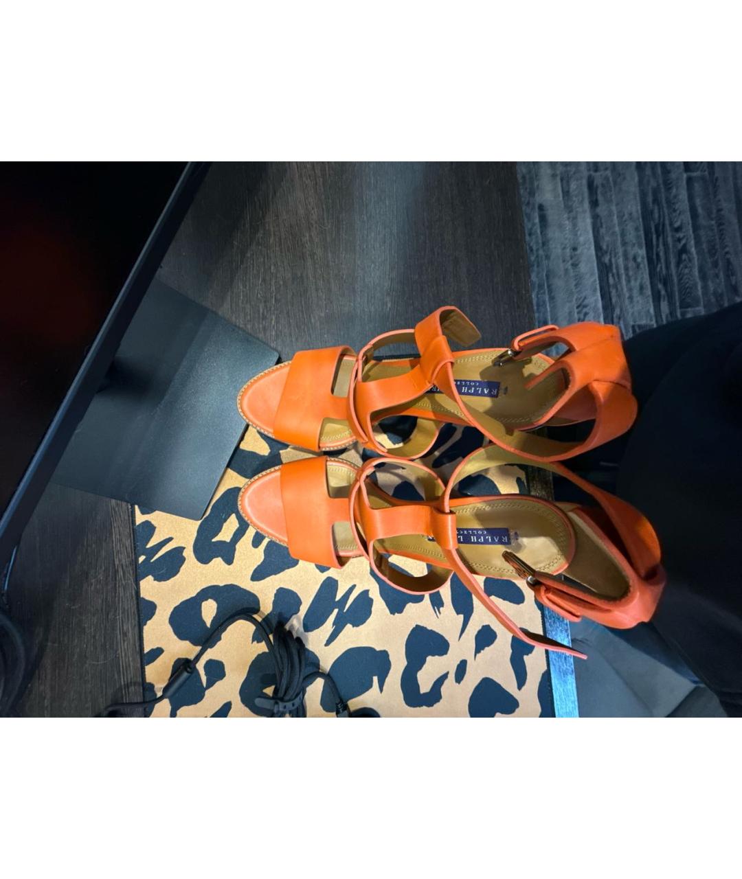 RALPH LAUREN Оранжевое кожаные босоножки, фото 3