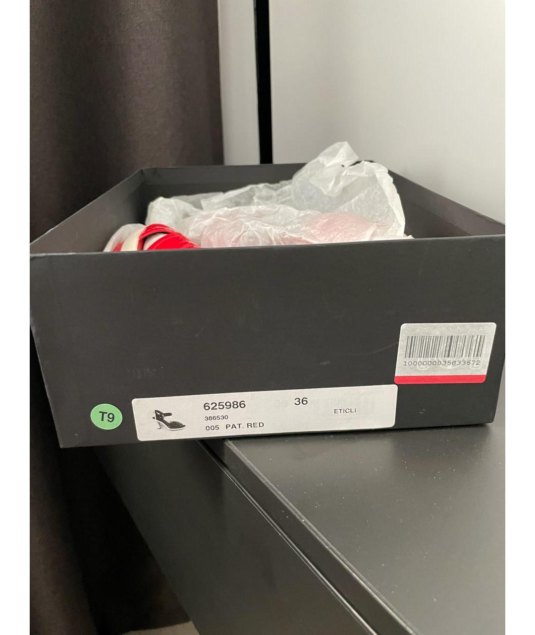 MARC BY MARC JACOBS Красные босоножки из лакированной кожи, фото 6