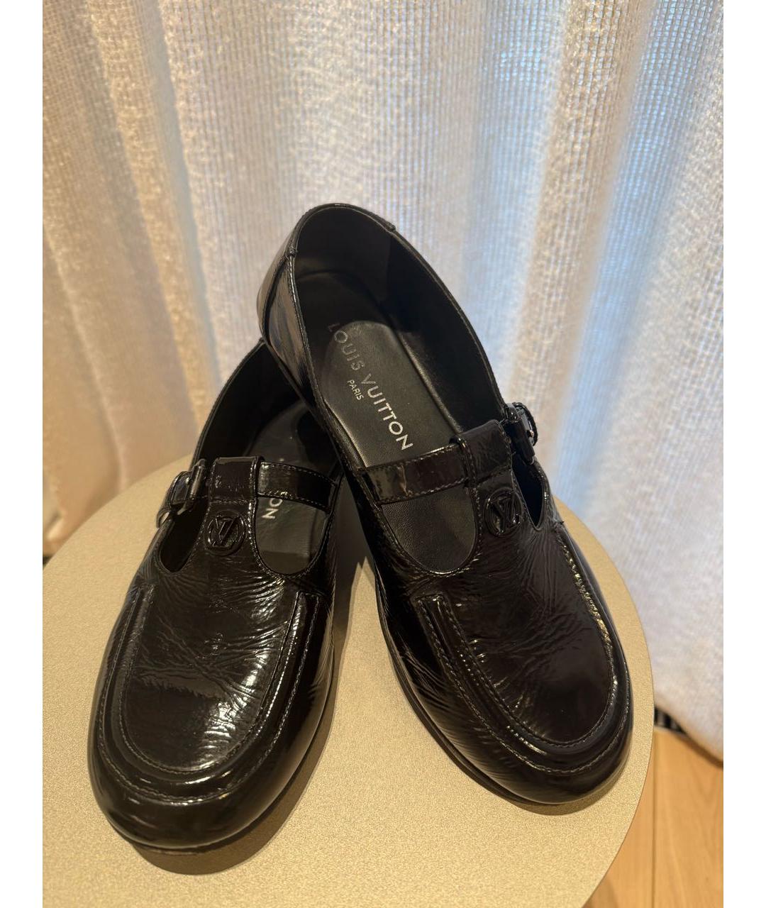 LOUIS VUITTON Черные балетки из лакированной кожи, фото 2