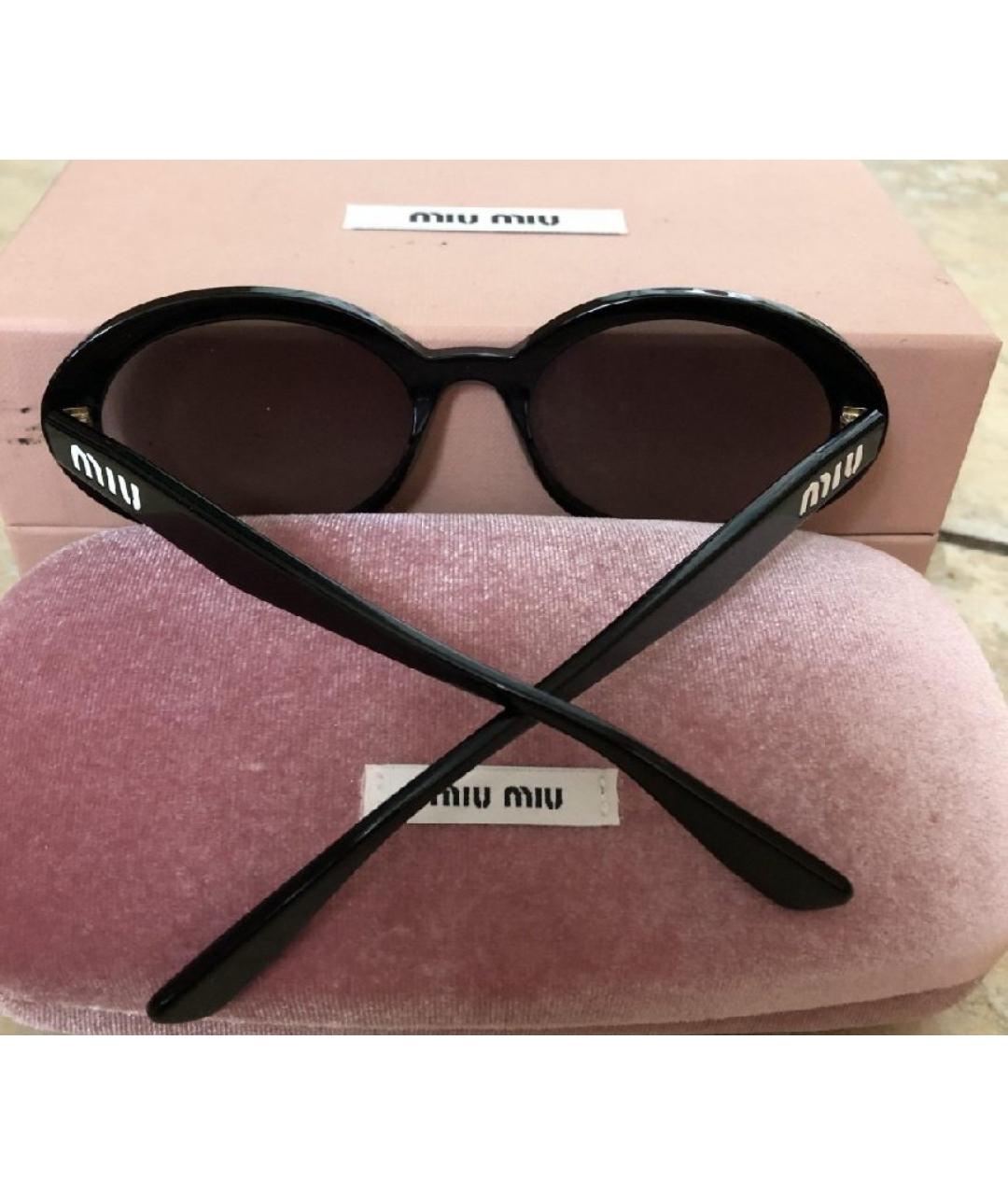 MIU MIU Черные пластиковые солнцезащитные очки, фото 3