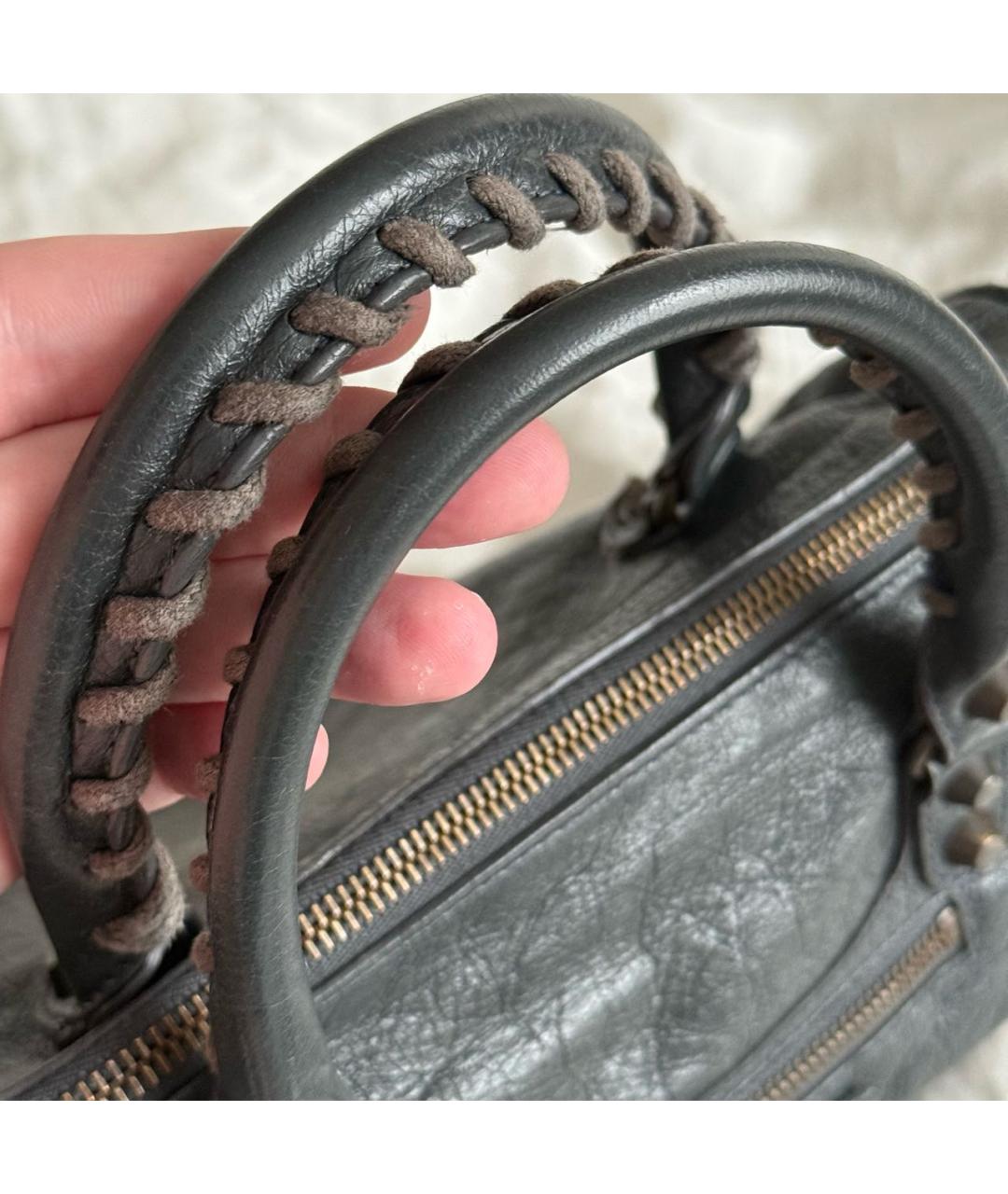 BALENCIAGA Антрацитовая кожаная сумка с короткими ручками, фото 3