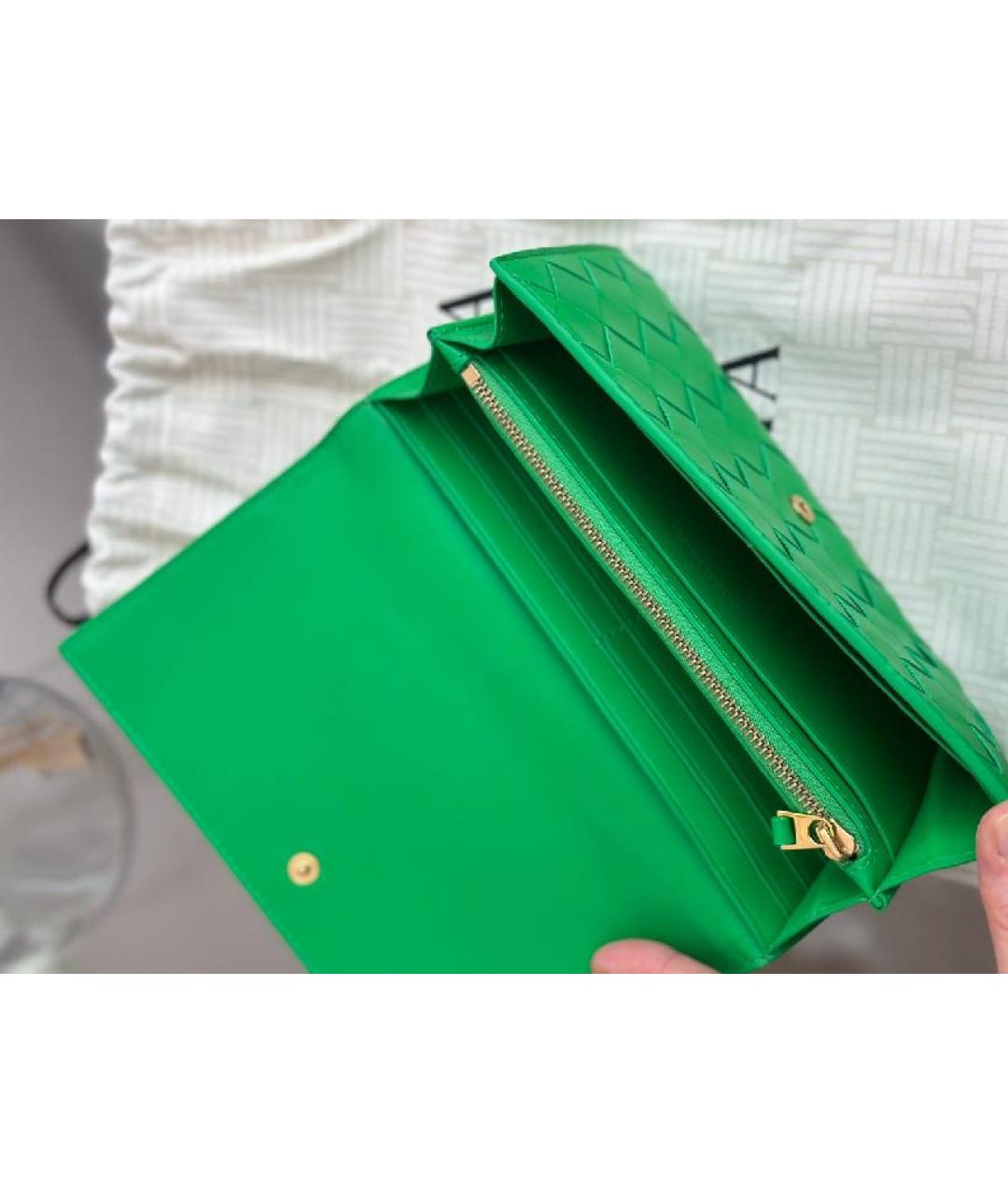 BOTTEGA VENETA Зеленый кожаный кошелек, фото 6