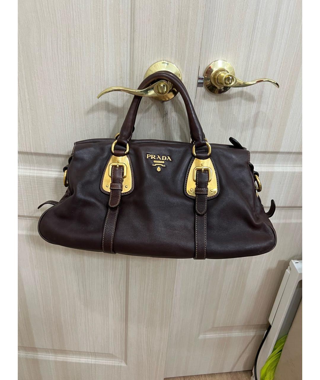 PRADA Коричневая кожаная сумка с короткими ручками, фото 6