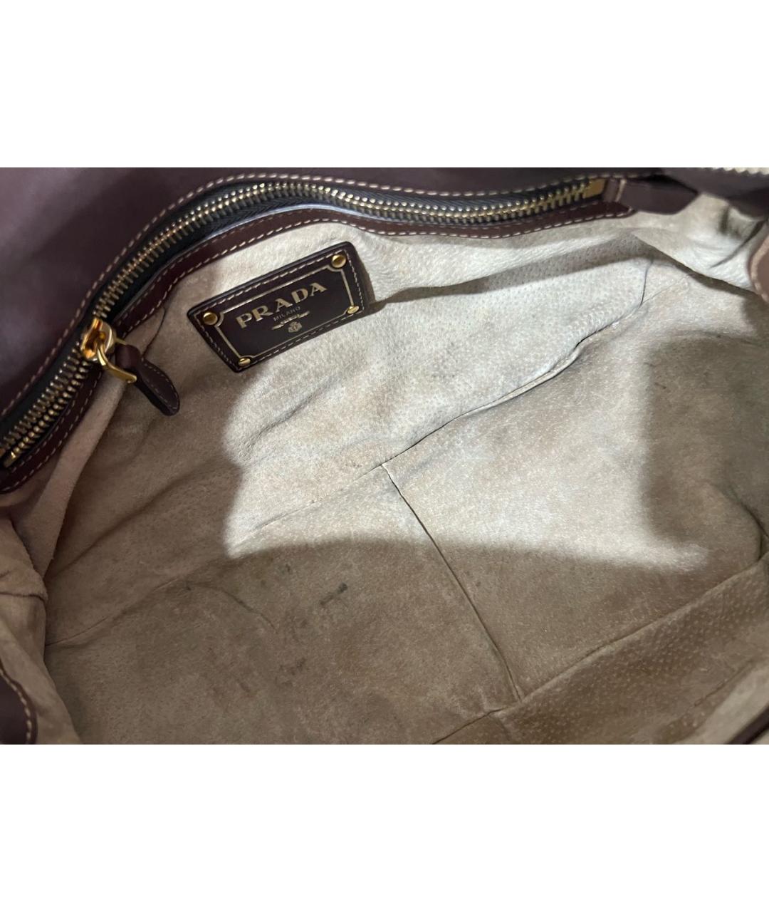 PRADA Коричневая кожаная сумка с короткими ручками, фото 4