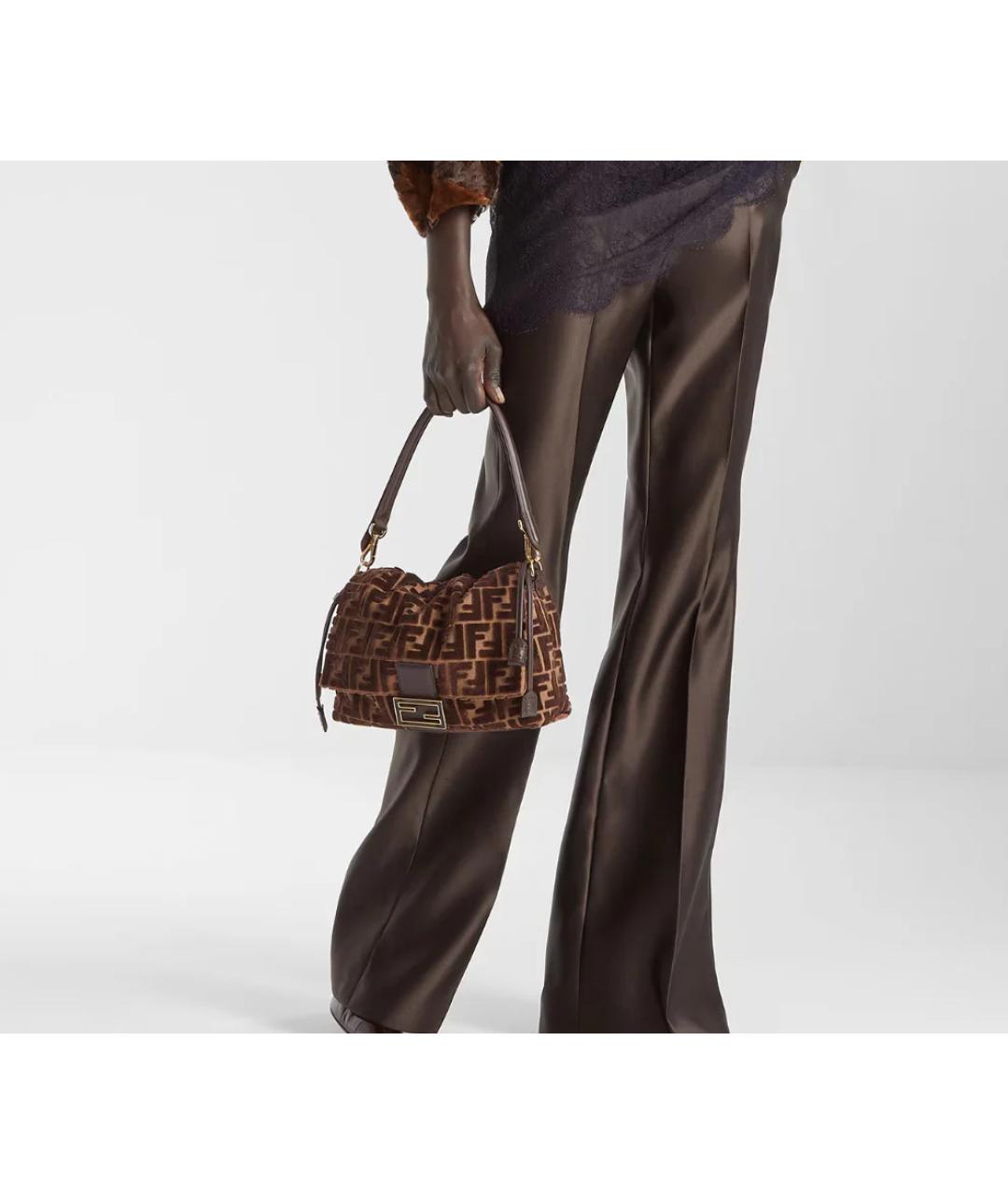 FENDI Коричневая кожаная сумка с короткими ручками, фото 3