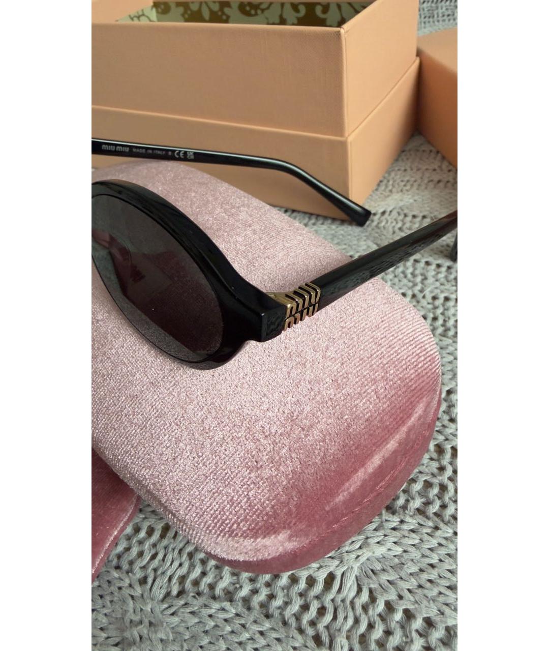 MIU MIU Черные пластиковые солнцезащитные очки, фото 2