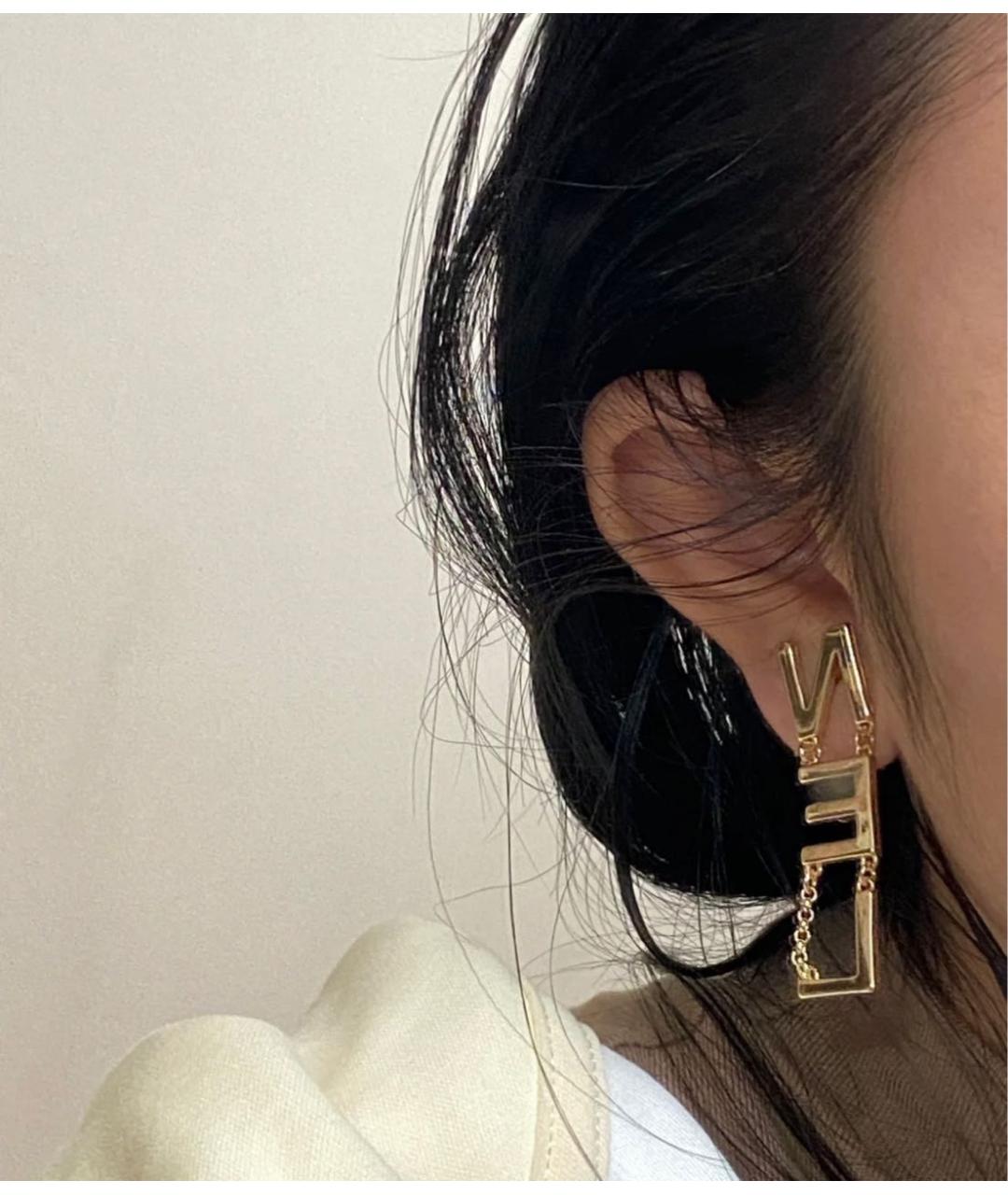 CHANEL Золотые металлические серьги, фото 6