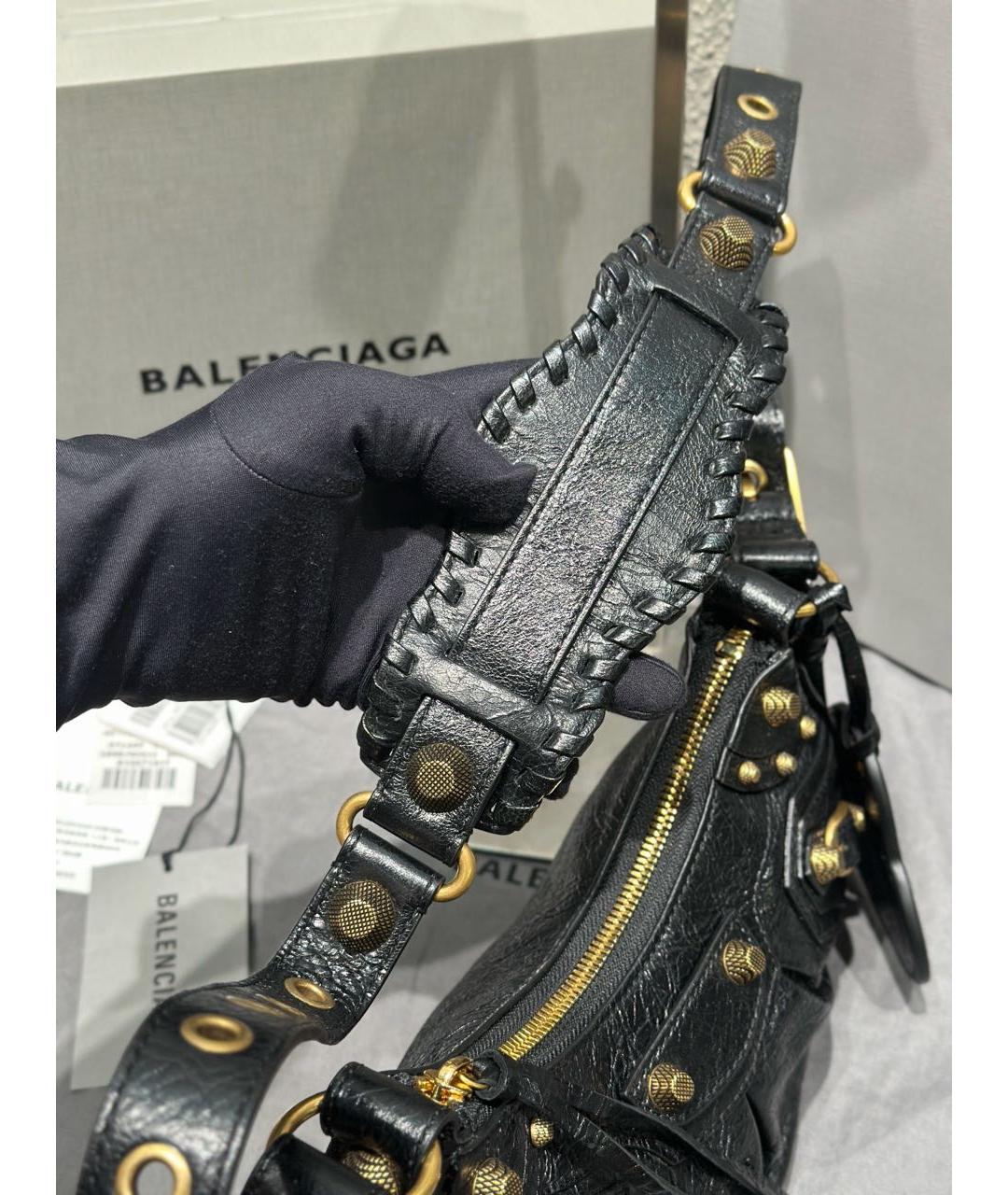 BALENCIAGA Черная кожаная сумка через плечо, фото 6