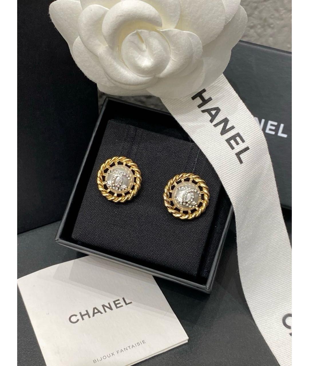 CHANEL Золотые металлические серьги, фото 3