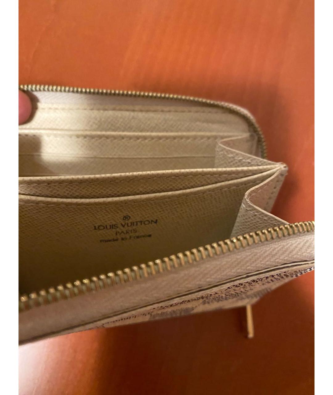 LOUIS VUITTON Белый кошелек, фото 3