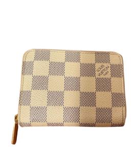 LOUIS VUITTON Кошелек