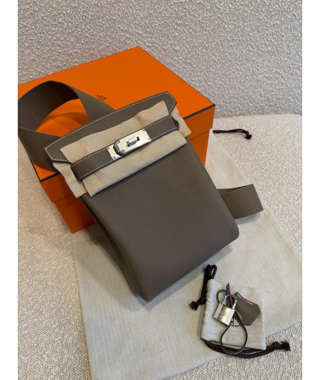 HERMES Серая кожаная сумка на плечо, фото 5