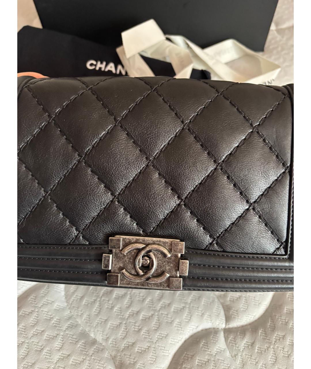 CHANEL Черная кожаная сумка через плечо, фото 5
