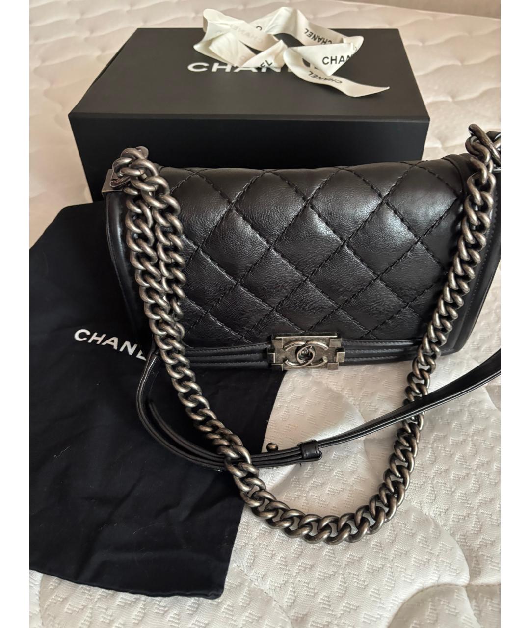 CHANEL Черная кожаная сумка через плечо, фото 8