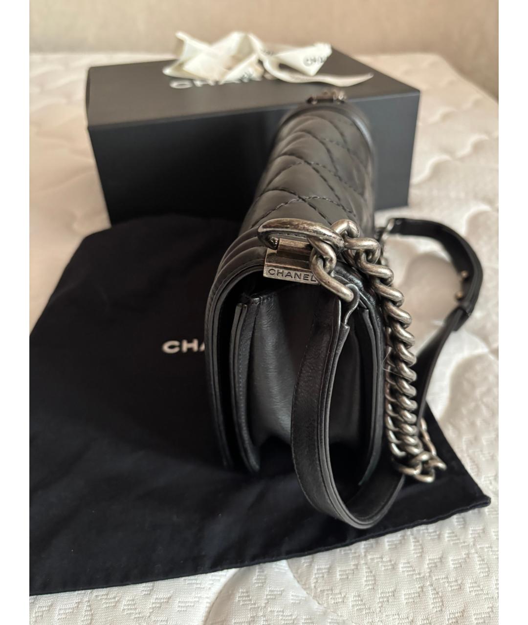 CHANEL Черная кожаная сумка через плечо, фото 6