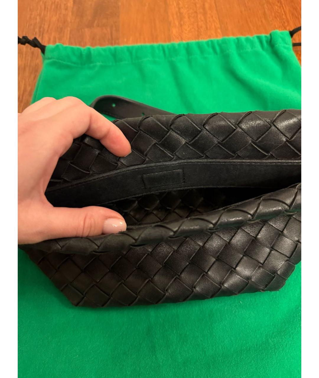 BOTTEGA VENETA Черная кожаная сумка с короткими ручками, фото 4