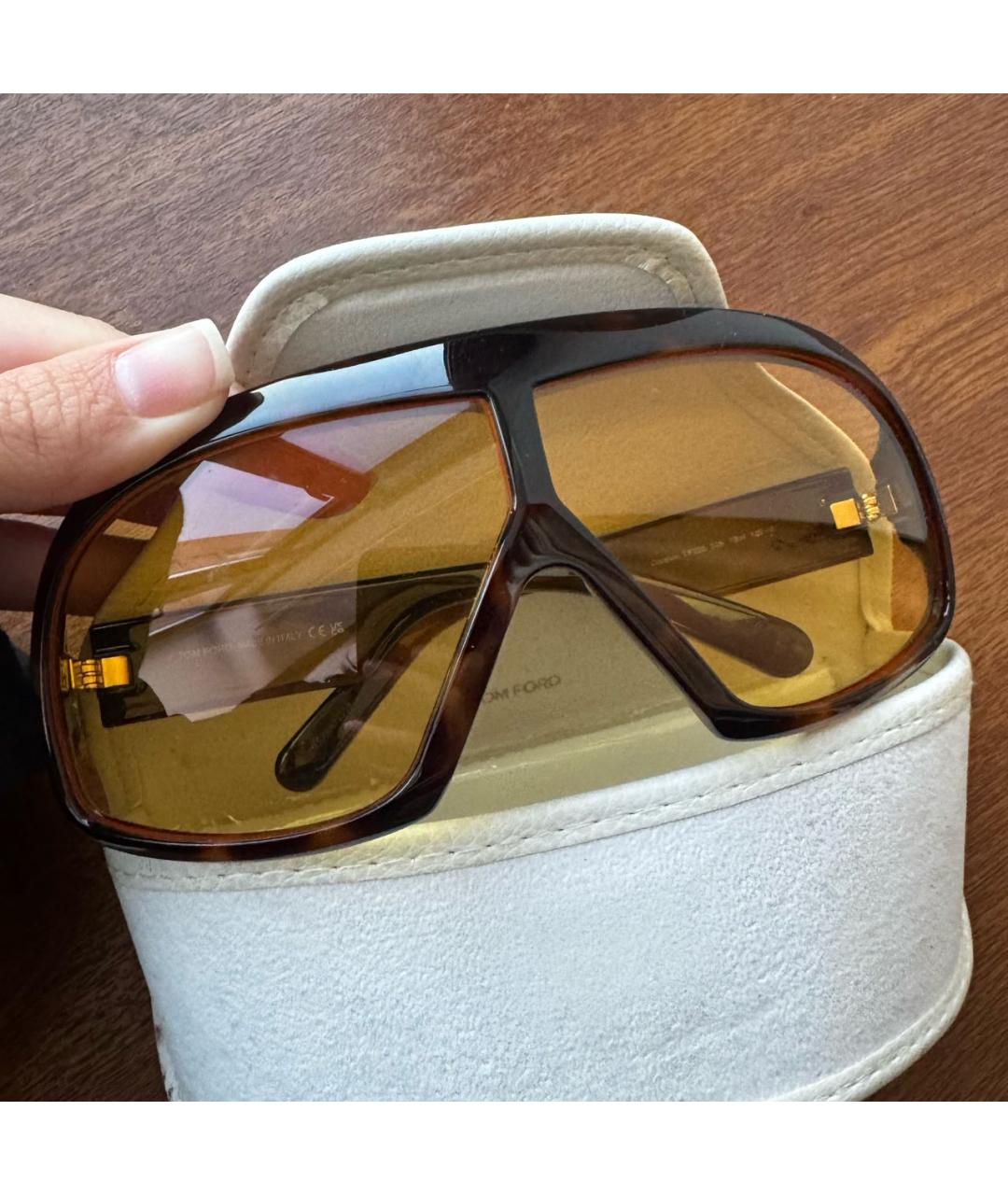 TOM FORD Черные пластиковые солнцезащитные очки, фото 2