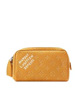 LOUIS VUITTON Косметичка