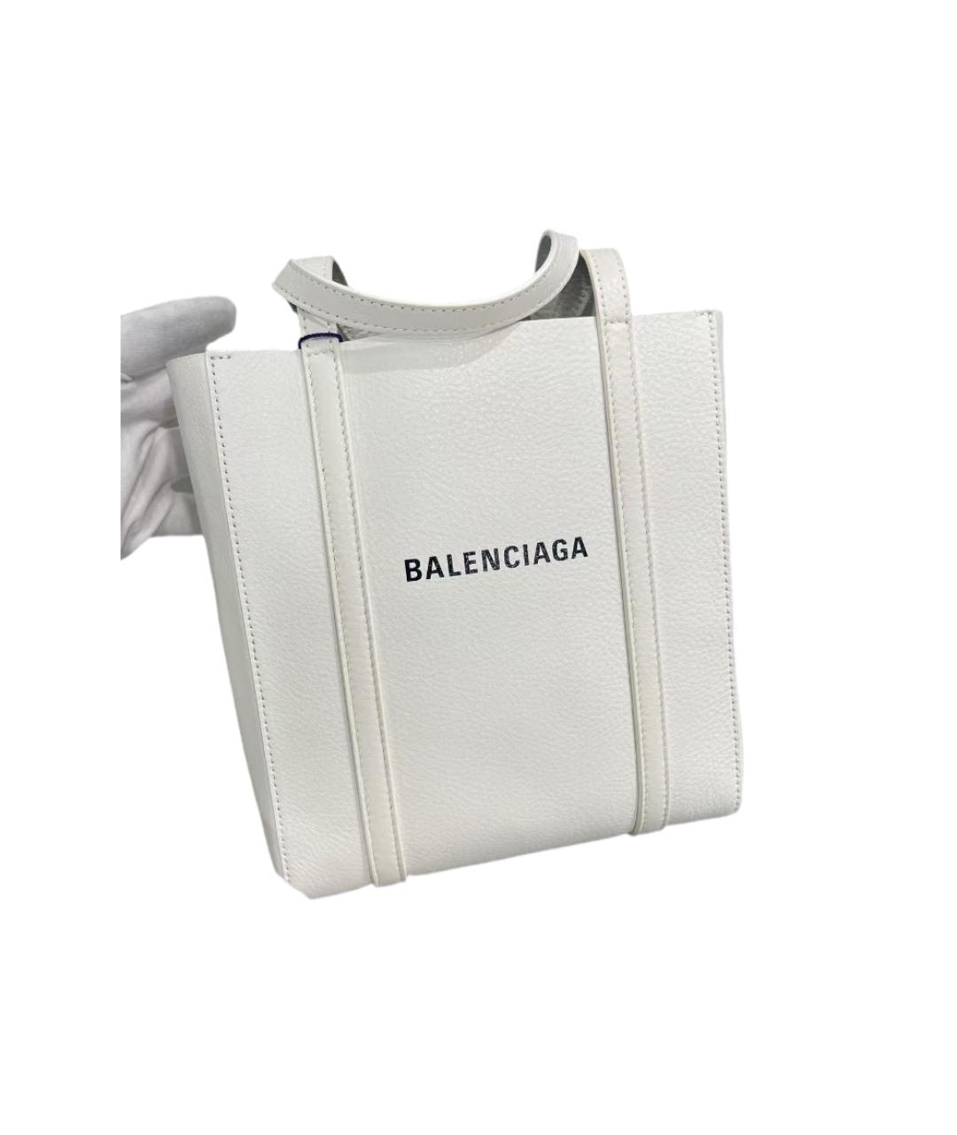 BALENCIAGA Белая кожаная сумка с короткими ручками, фото 2