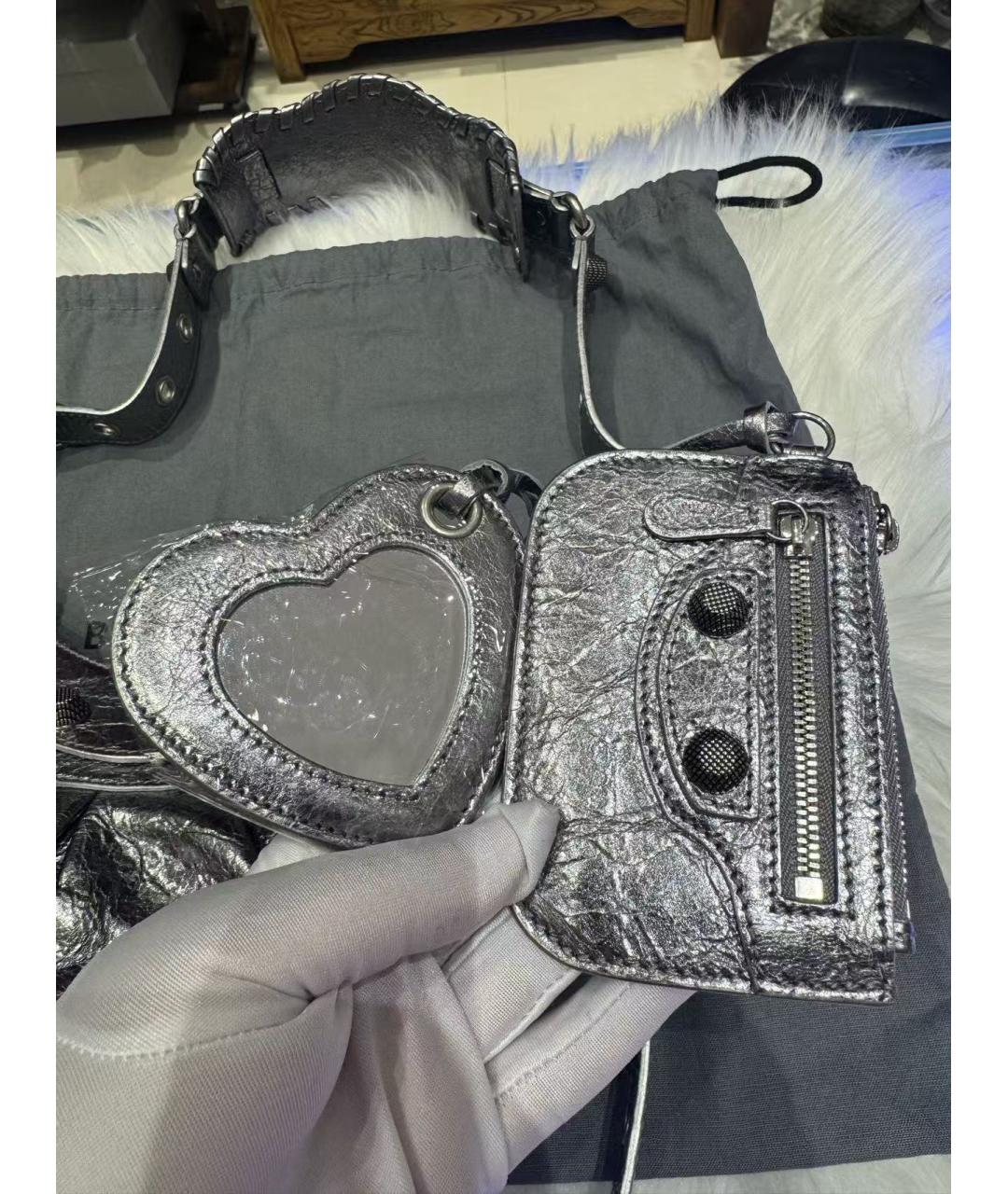 BALENCIAGA Серебряная кожаная сумка через плечо, фото 3