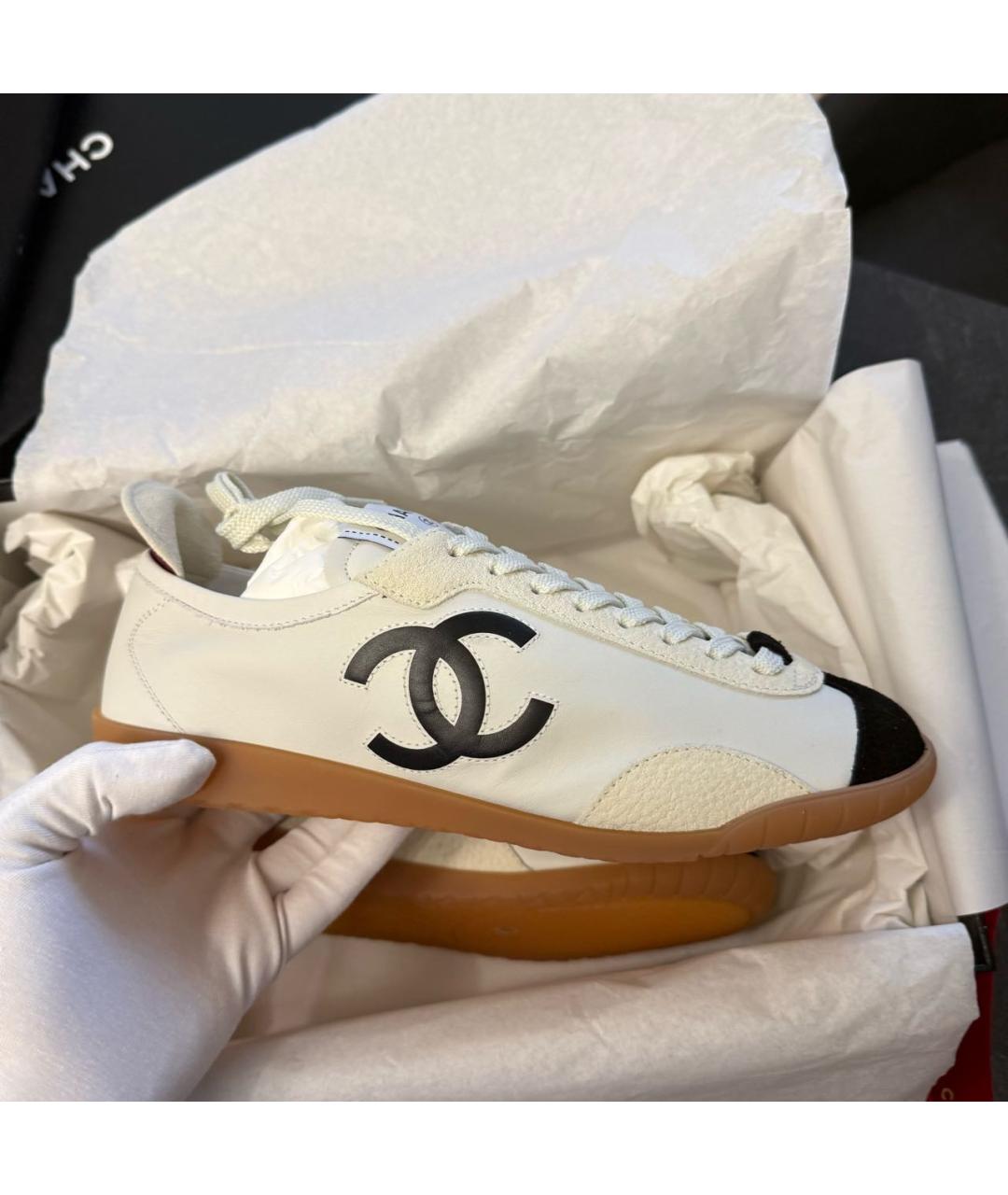 CHANEL Белые кожаные кеды, фото 5