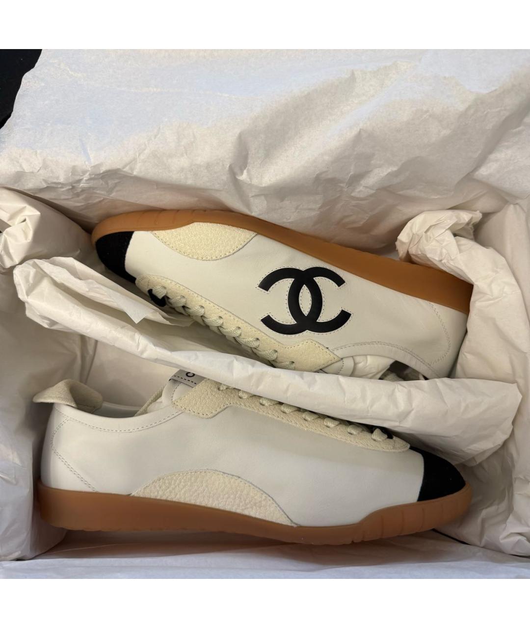 CHANEL Белые кожаные кеды, фото 6