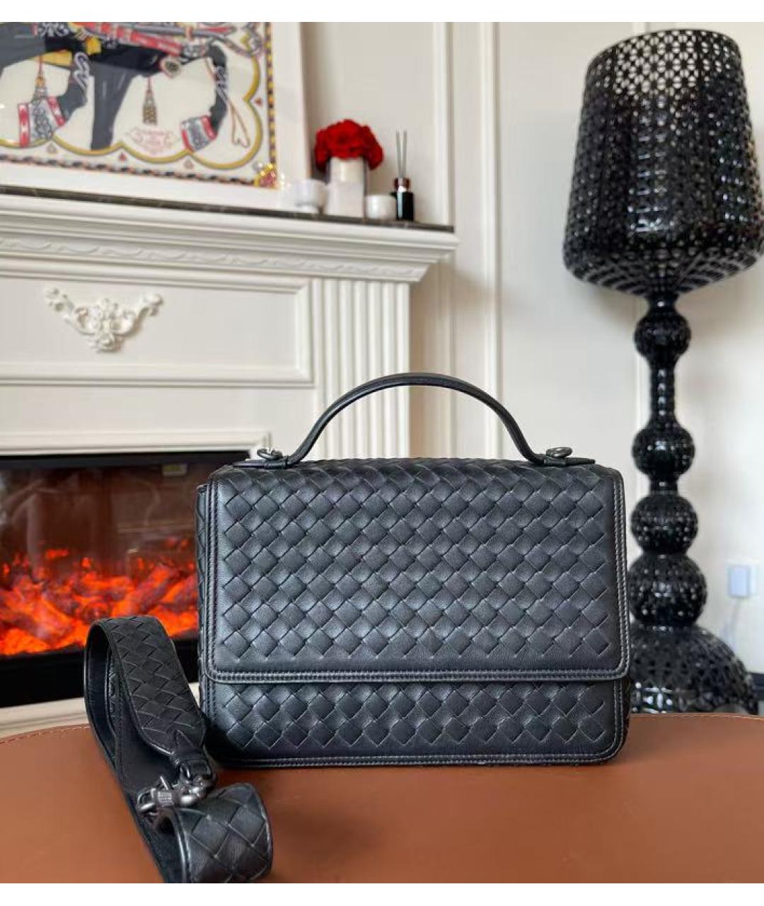 BOTTEGA VENETA Черная кожаная сумка через плечо, фото 2