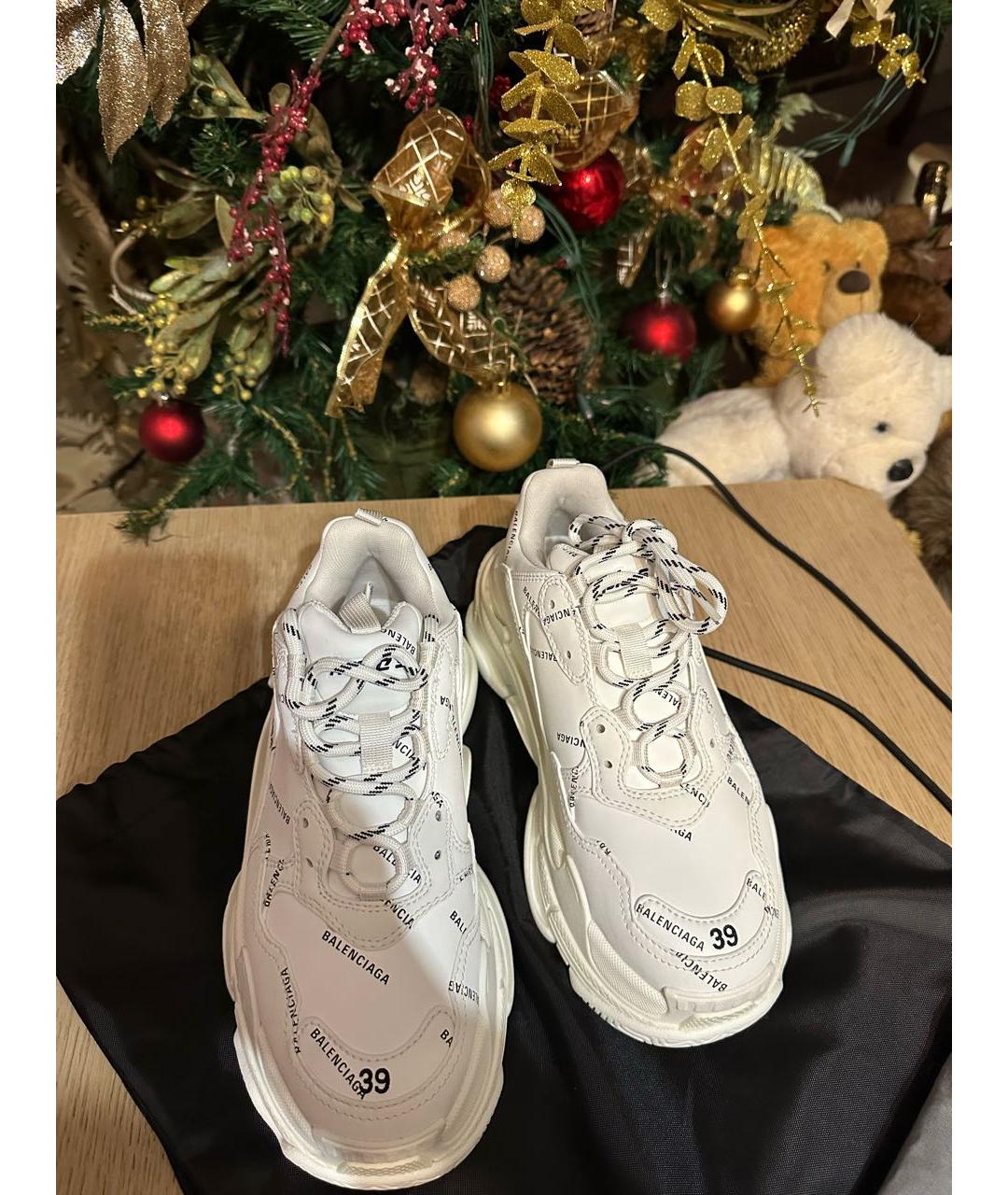 BALENCIAGA Белые кожаные кроссовки, фото 3