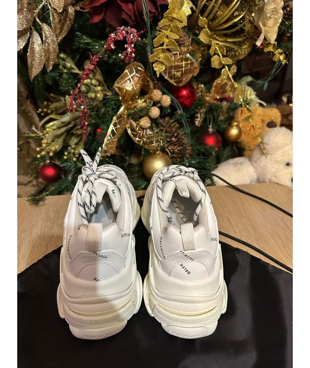 BALENCIAGA Белые кожаные кроссовки, фото 4