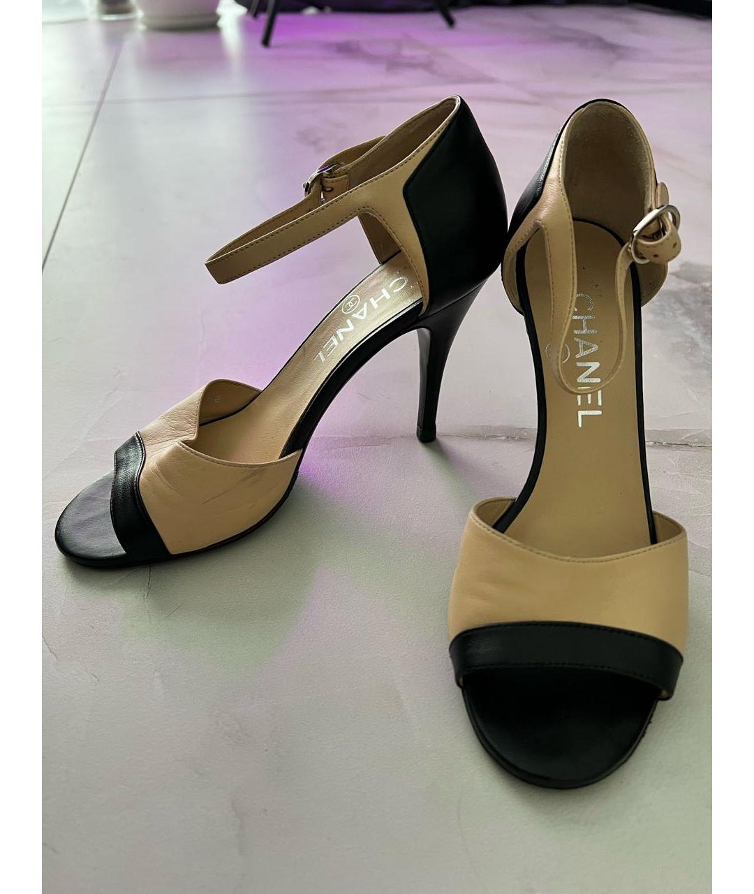 CHANEL Бежевые кожаные босоножки, фото 8