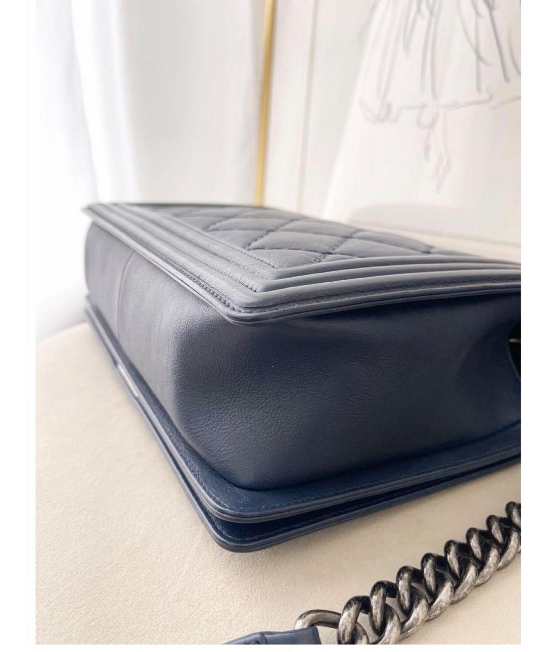 CHANEL Темно-синяя кожаная сумка через плечо, фото 5