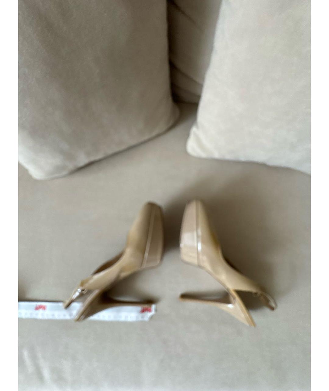 VALENTINO Бежевые туфли из лакированной кожи, фото 5