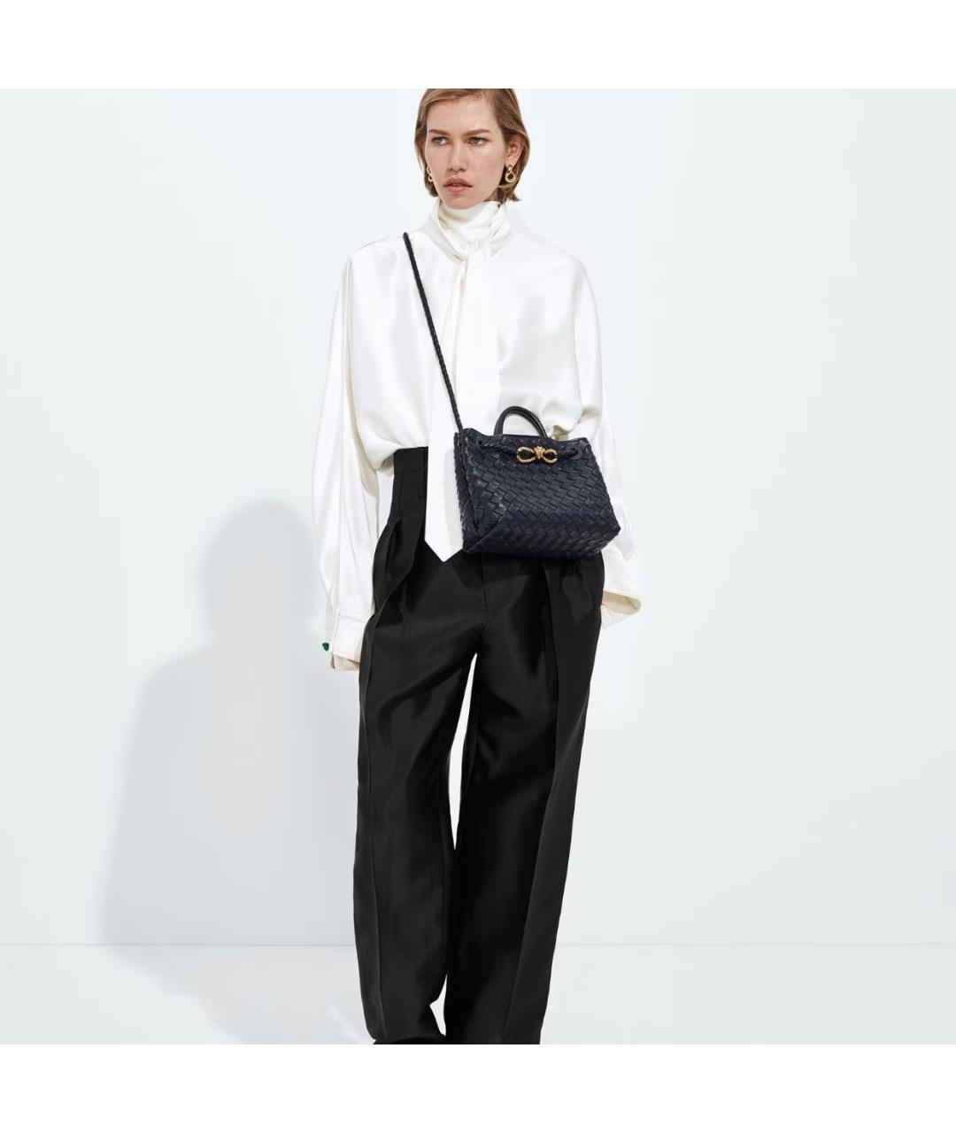 BOTTEGA VENETA Темно-синяя кожаная сумка тоут, фото 4