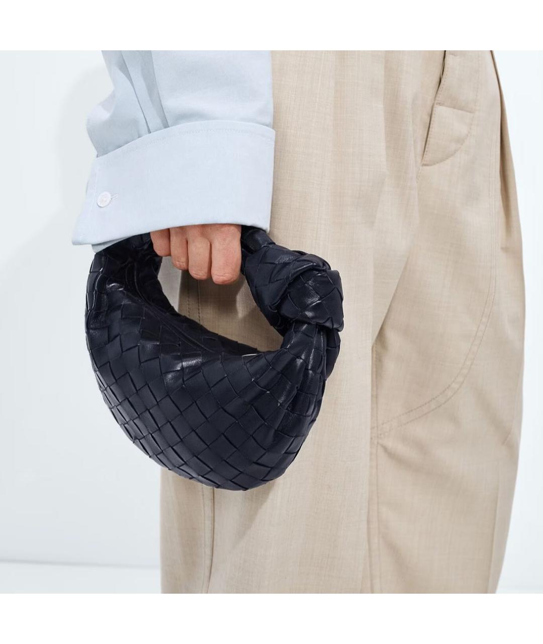 BOTTEGA VENETA Темно-синяя кожаная сумка с короткими ручками, фото 2