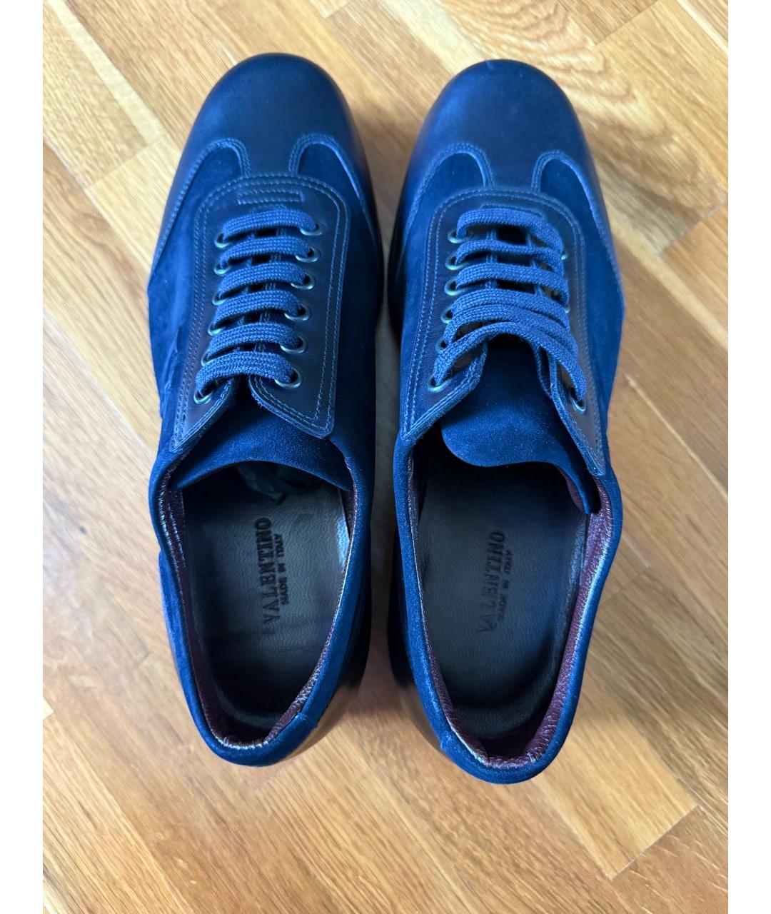 VALENTINO Темно-синие кожаные низкие кроссовки / кеды, фото 3