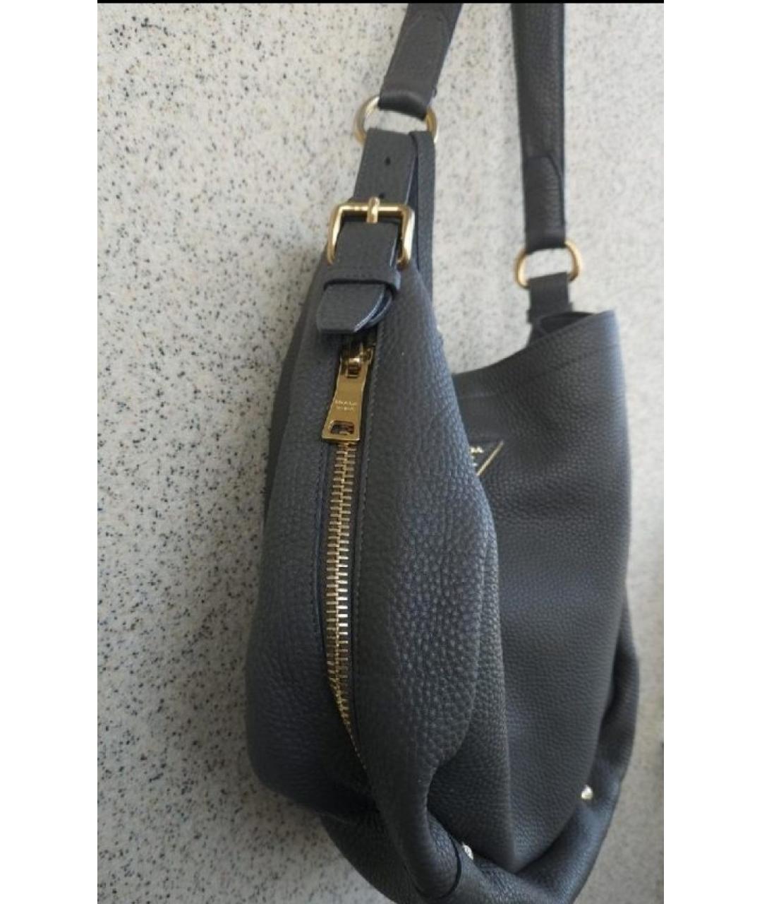 PRADA Серая кожаная сумка через плечо, фото 4