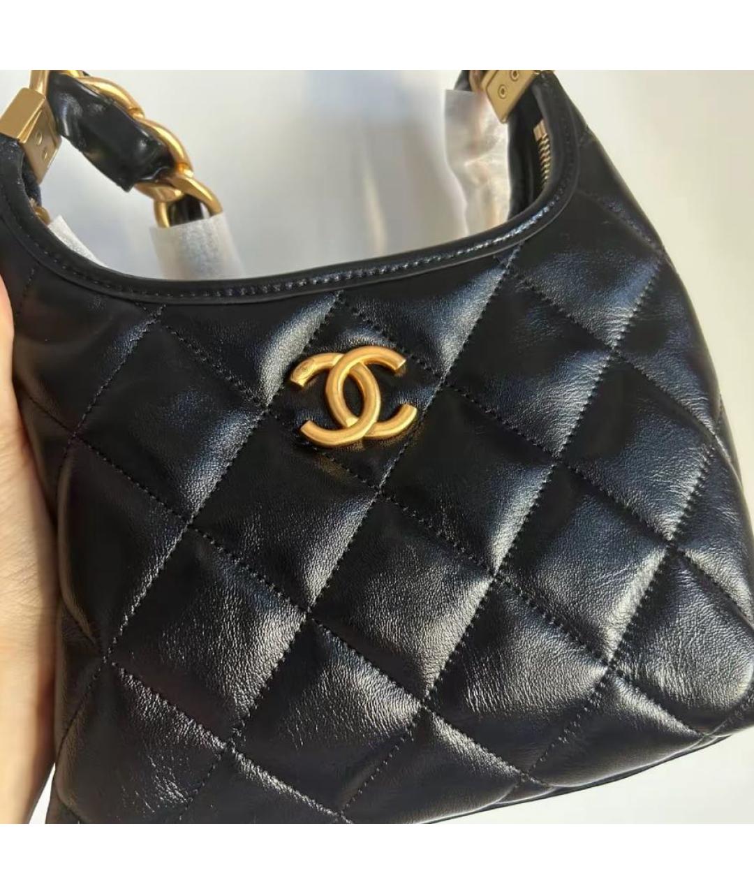 CHANEL Черная кожаная сумка с короткими ручками, фото 6