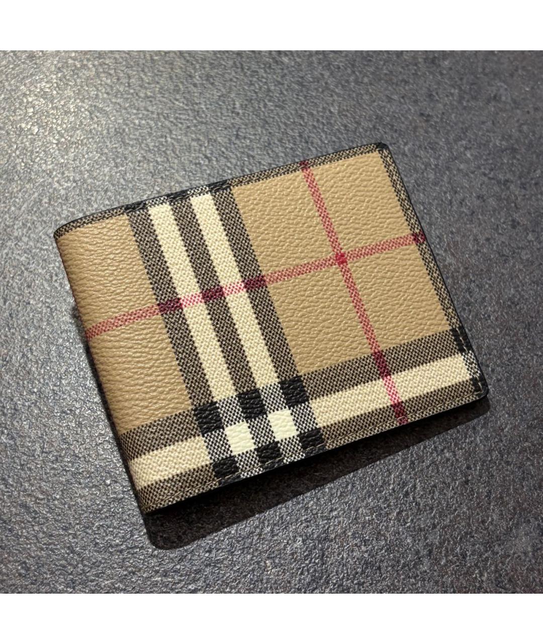 BURBERRY Бежевый кожаный кошелек, фото 2