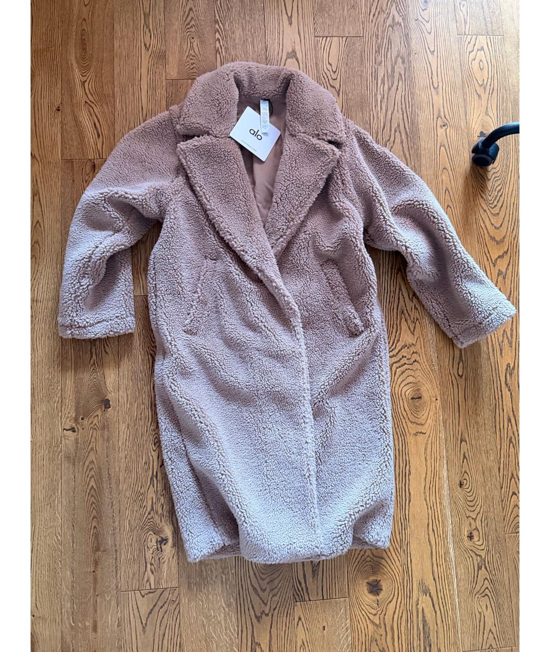ALO YOGA Бежевая полиамидовая шуба, фото 9