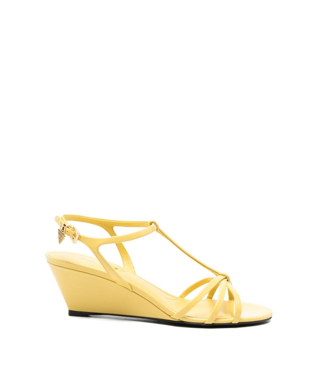 PRADA Желтые кожаные босоножки, фото 1