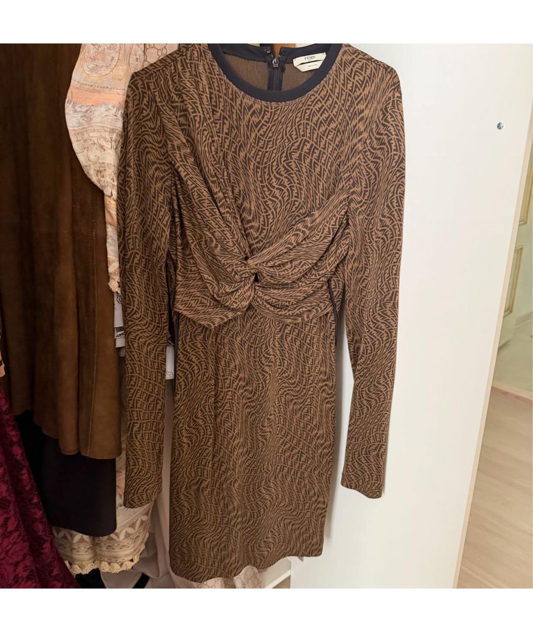 FENDI Коричневое шелковое коктейльное платье, фото 2