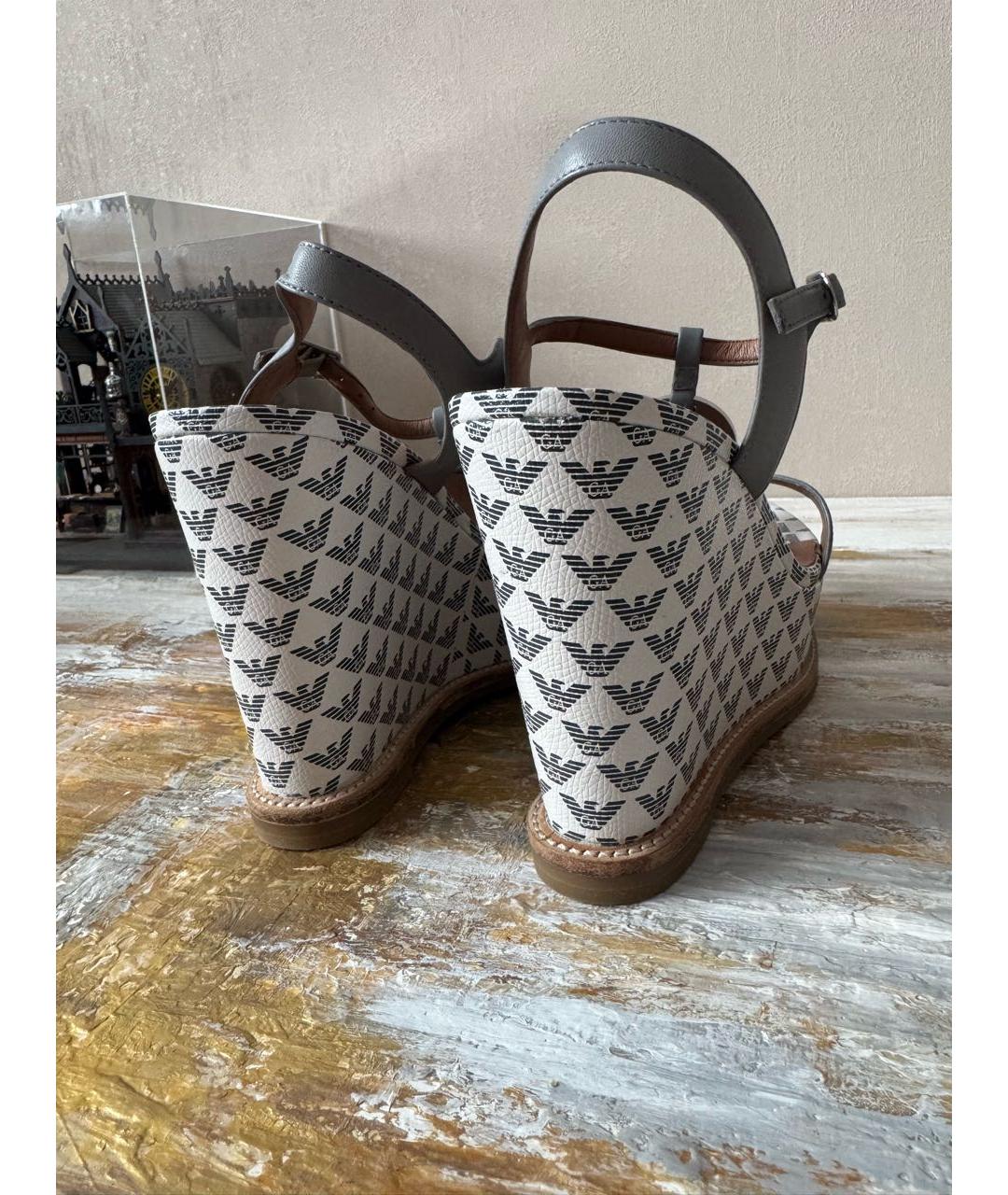 EMPORIO ARMANI Серые кожаные босоножки, фото 3