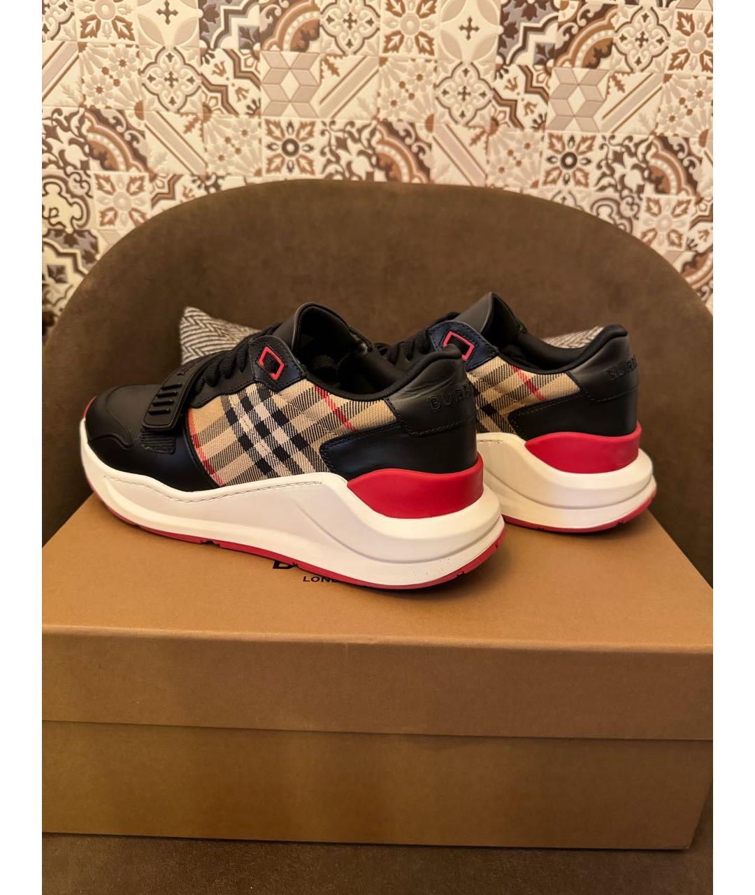 BURBERRY Черные кожаные кроссовки, фото 5