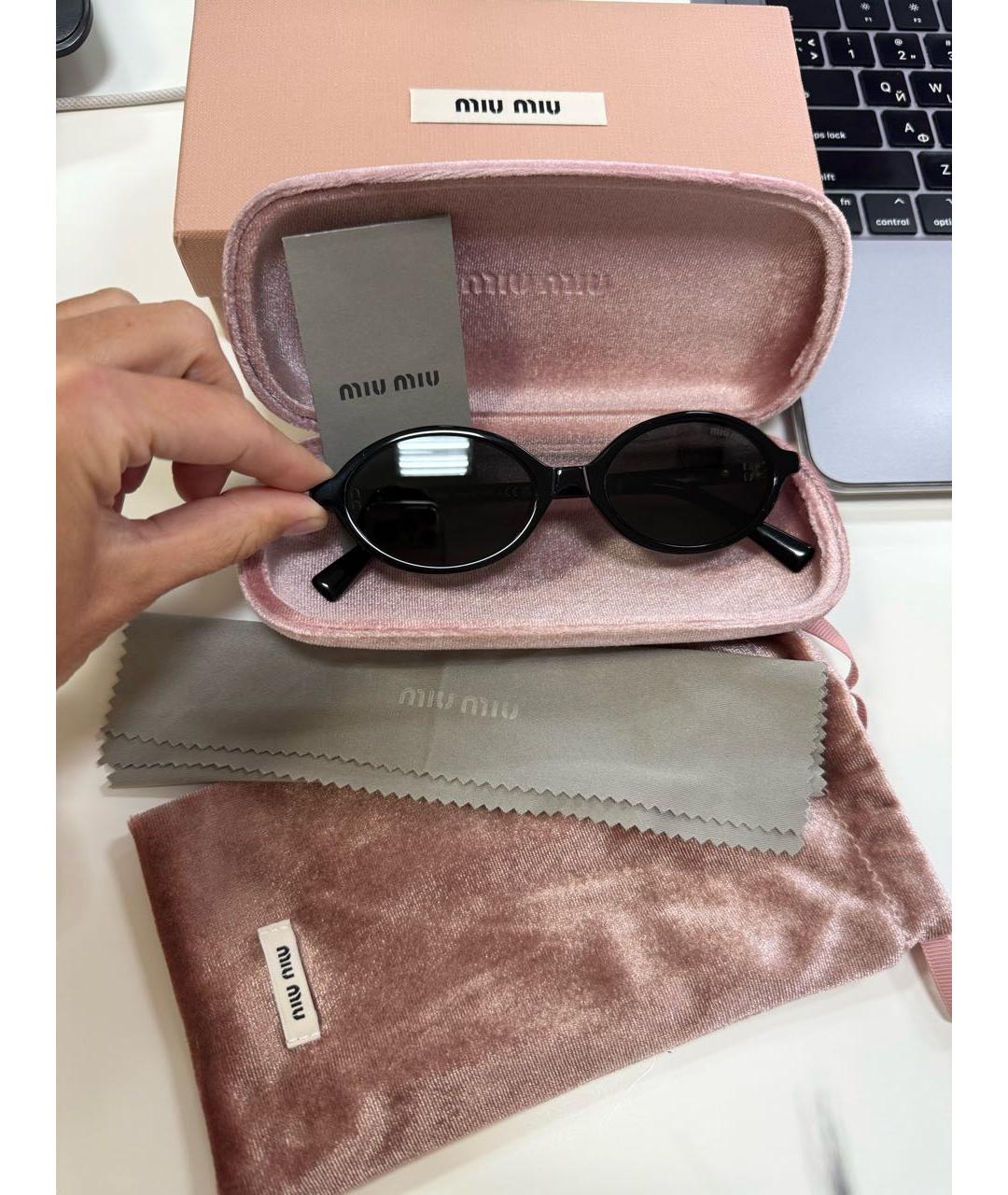 MIU MIU Черные пластиковые солнцезащитные очки, фото 4