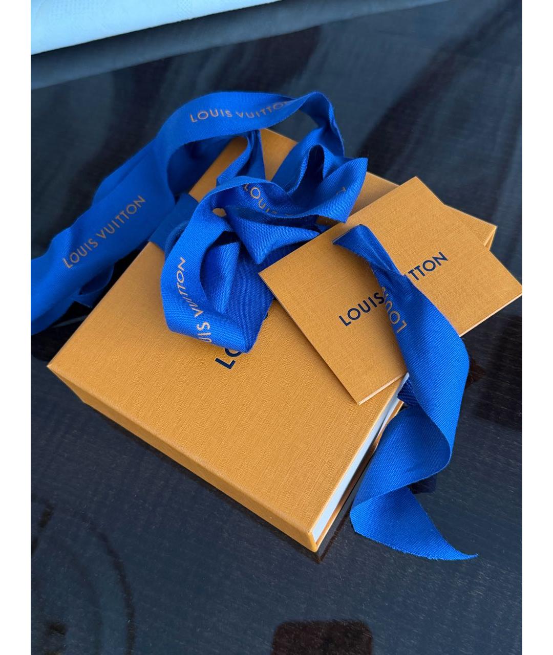 LOUIS VUITTON Бежевый кожаный кошелек, фото 3